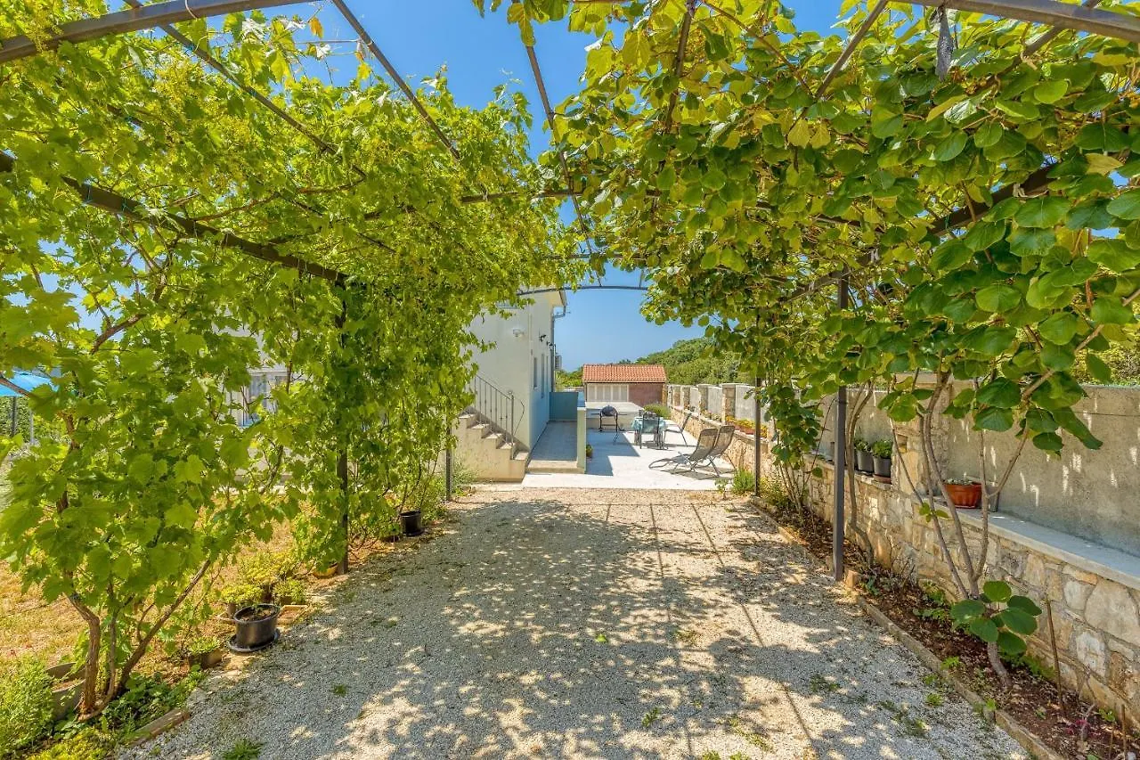 Hotel Casa Monshego Rovigno 0*,  Croazia